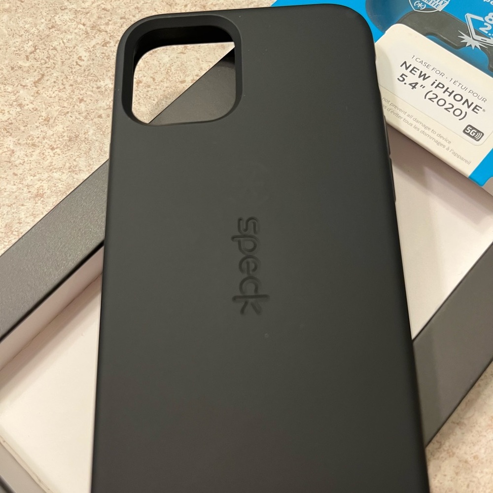 Specks Candyshell Case iPhone 12 mini 📱
